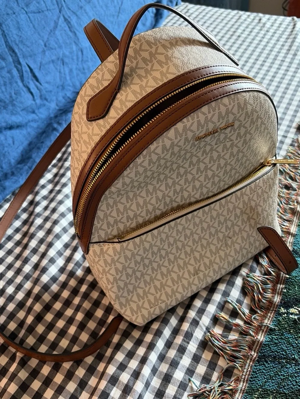 Michael Kors elegant cream